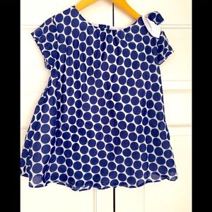 Adorable Italian silk/ cotton swing top with bow. Size 10. Like new condition